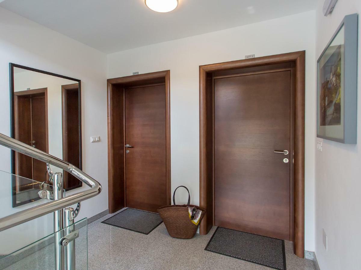 Apartment Maestral Porec Exterior photo